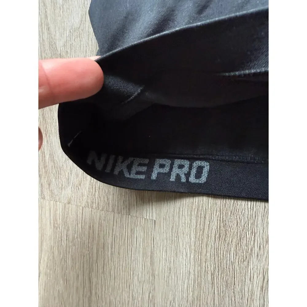 Nike excellent black